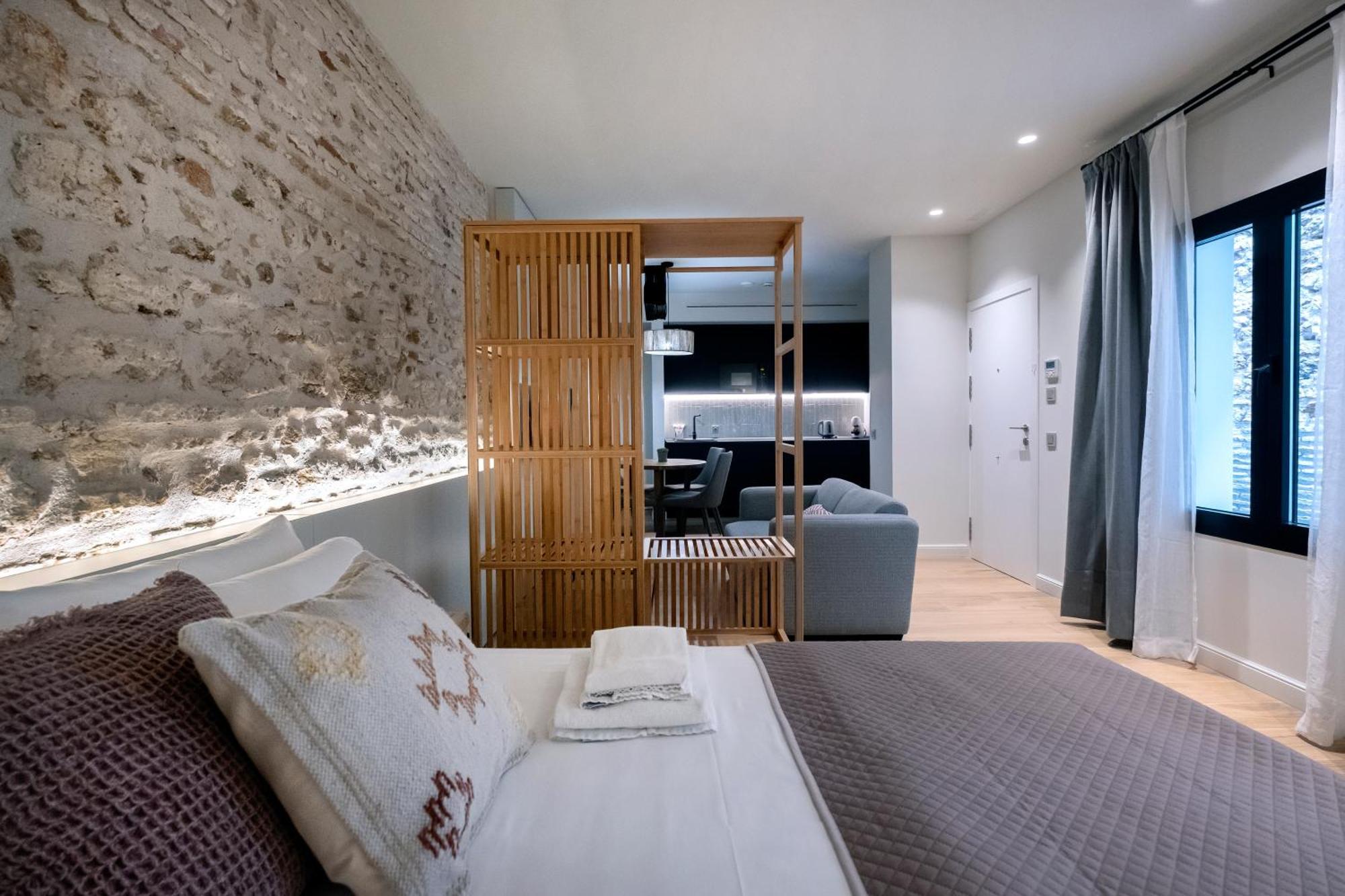 Villar Suites By Cadiz4Rentals Exterior photo