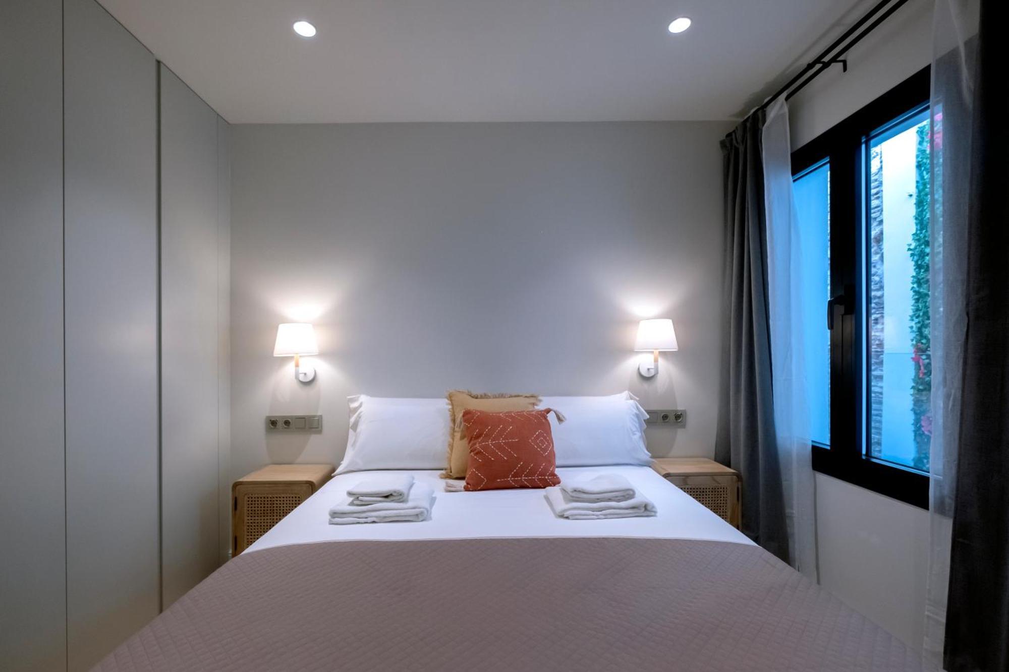 Villar Suites By Cadiz4Rentals Room photo